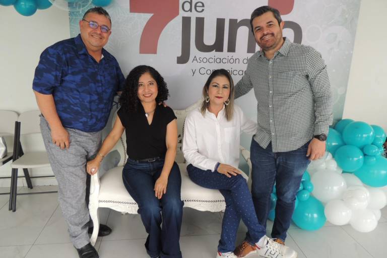 Disfruta la Asociación de Periodistas 7 de junio su tradicional posada navideña