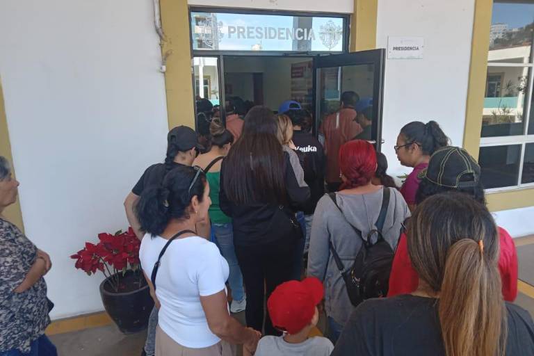 Exigen localizar a joven privado de su libertad el domingo en Mazatlán