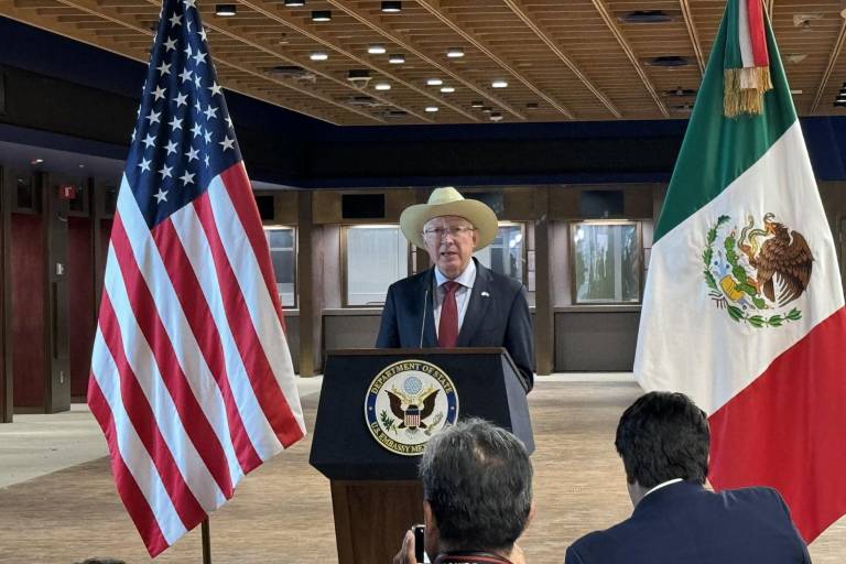 ‘Lo que pasó en Sinaloa se debería celebrar’, dice Ken Salazar sobre detención de ‘El Mayo’