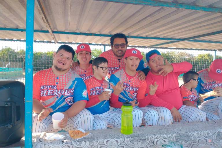 Inauguran temporada Superhéroes en Liga Quintero