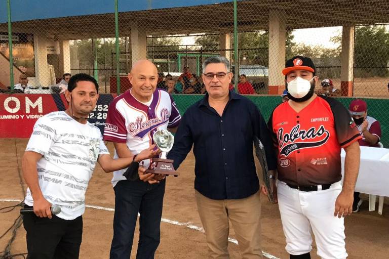 La Liga de Clase Abierta del Club Sarabia es inaugurada