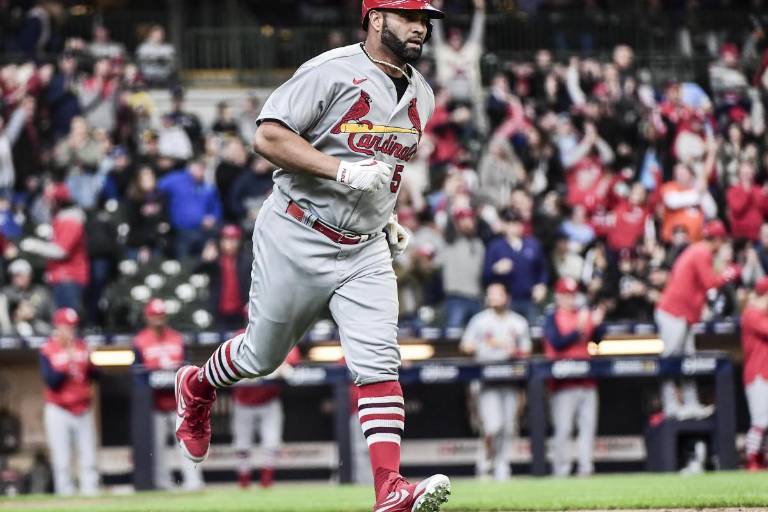 Albert Pujols llega a 694 jonrones e impone otro récord en las mayores
