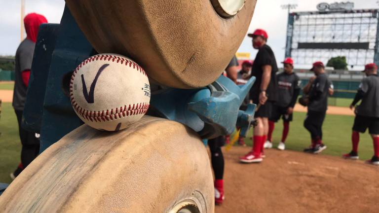 Venados de Mazatlán y Tomateros de Culiacán buscarán quedarse con el único boleto disponible para la postemporada.