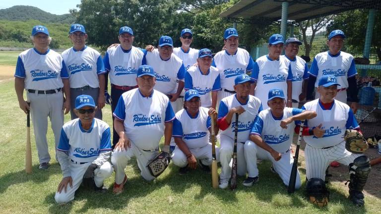 Familia Rendón y Salas superó por paliza a La Casita del Plomero.