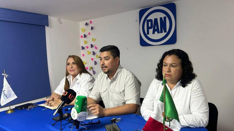 Corrales Macías cuestionó la respuesta de la Alcaldesa, Estrella Palacios Domínguez, a quien denunció por actuar con frivolidad en redes sociales mientras la familia de Sergio atravesaba esta tragedia.