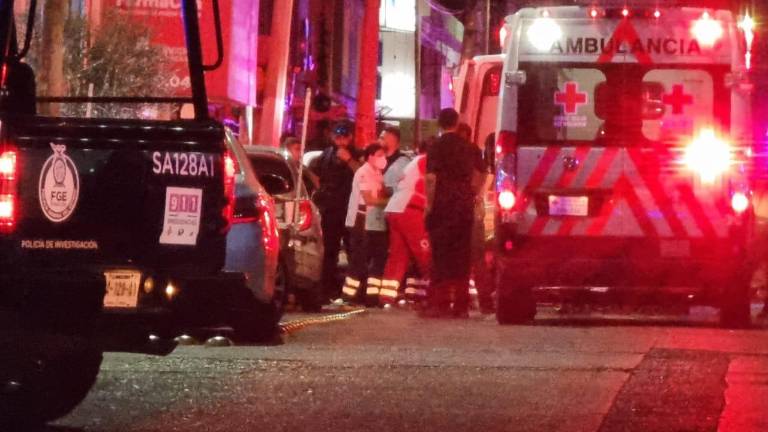 Una balacera en una clínica en Culiacán dejó dos personas muertas.