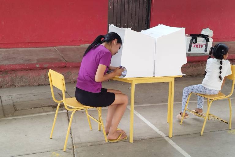 Reportan proceso electoral judicial en calma en sectores de Mazatlán