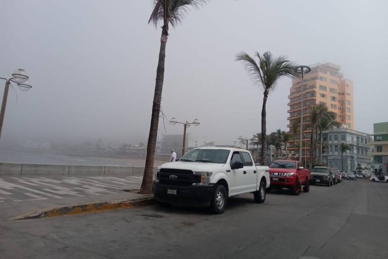 Cubre niebla gran parte de Mazatlán este martes