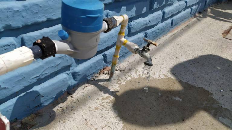 En el agua ya fluye normal en el puerto, asegura Jumapam