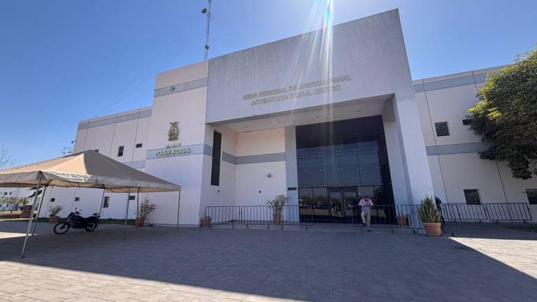 El Alcalde desaforado de Ahome, Gerardo Vargas Landeros, no acudió a la segunda cita ante el juez en el Centro de Justicia Penal en Culiacán.