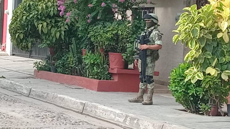 César “N” fue detenido en flagrancia en Culiacán.