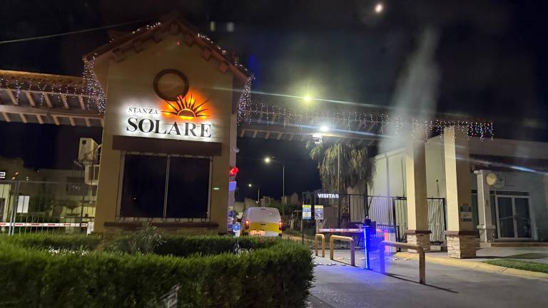 La persecución terminó en la privada Stanza Solare, donde los civiles fueron detenidos por personal de la Marina.