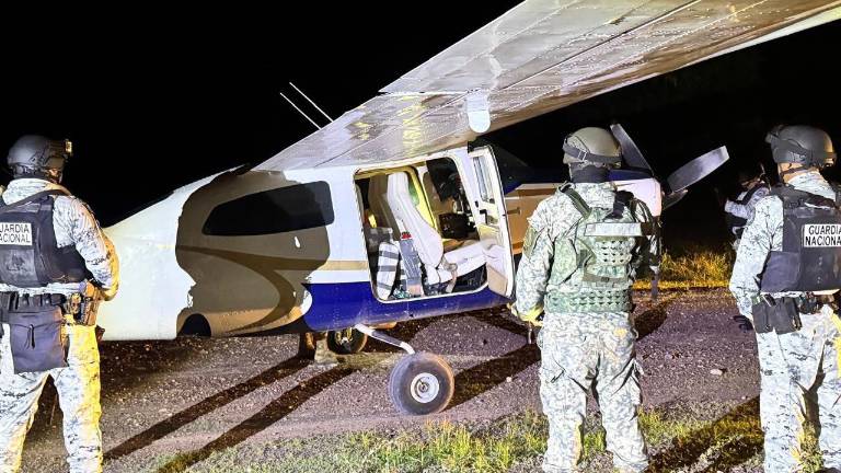 La avioneta tenía un cargamento con un valor estimado de 96 millones de pesos.