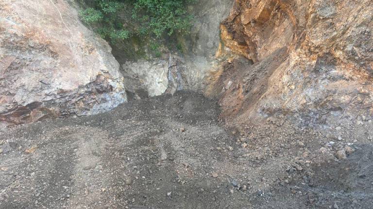 Un cerro desgajado cobró la vida de dos trabajadores de una mina este jueves en la sierra de Badiraguato.