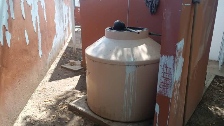 Un jardín de niños en Mazatlán denuncia daños por hechos vandálicos que los ha dejado sin agua.