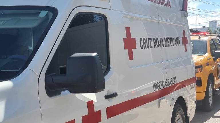 El joven fue trasladado a urgencias del Seguro Social.