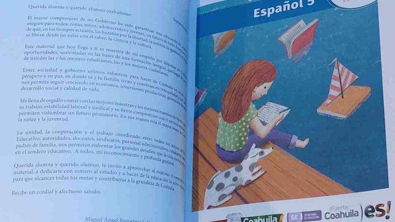 Los 18 materiales de primaria y los 16 de secundaria fueron adquiridos por 72 millones de pesos con las editoriales Castillo, SM, Trillas y Santillana.