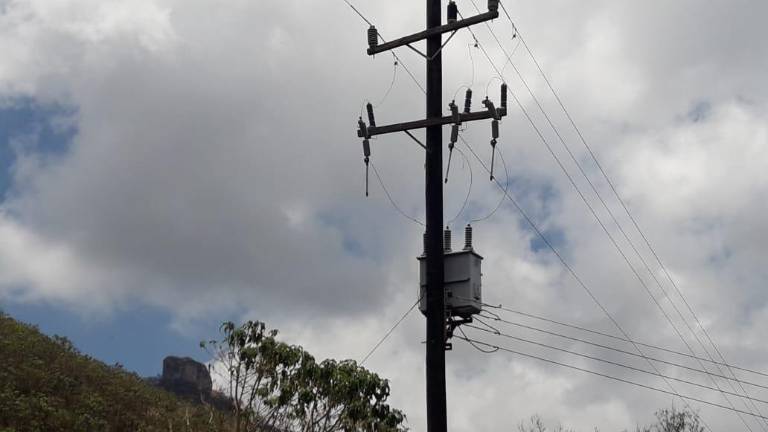 En la sierra de Concordia, hay comunidades como Chirimoyos donde han tenido problemas en el suministro de electricidad.