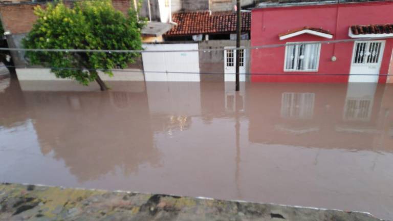 Tuxpan, Nayarit, devastado por el paso de Pamela