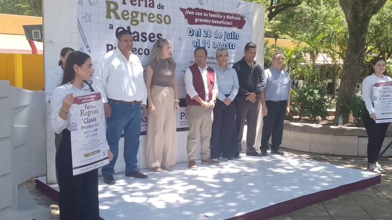 En Culiacán ponen en marcha la Feria del Regreso a Clases.