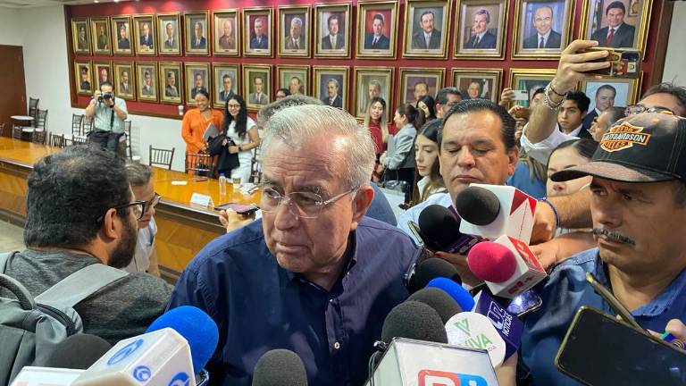 El Gobernador Rubén Rocha Moya instruyó a Enrique Inzunza Cázarez a formar un equipo de profesionales para atender la problemática del fentanilo.