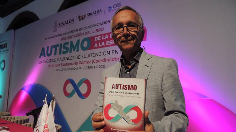 Arturo Santamarina Gómez presenta el libro Autismo: De la bruma a la esperanza.