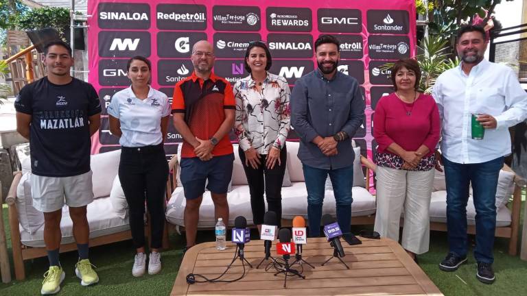 Organizadores y autoridades deportivas presentan el Triatlón AsTri.