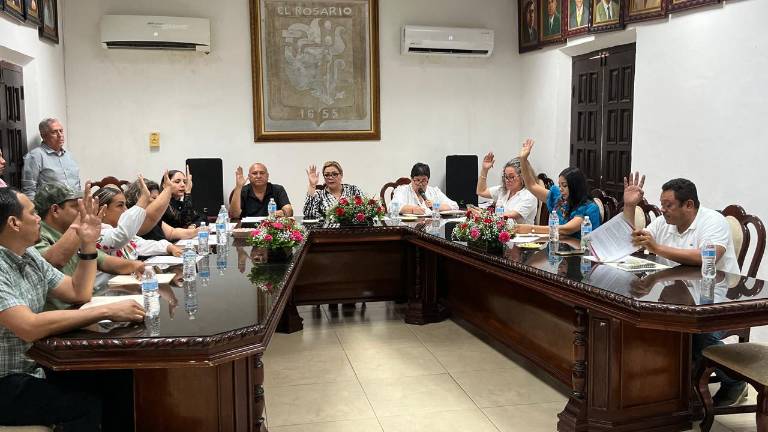 Sesión de Cabildo en el que se aprueba la promoción de descuentos por el Buen Fin.