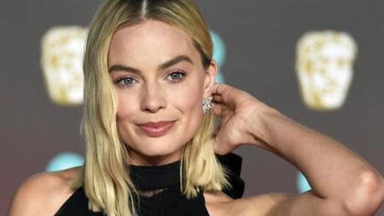 Margot Robbie.