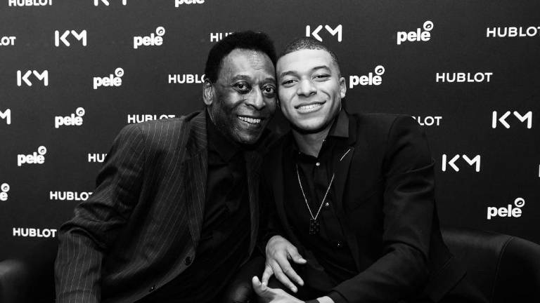 Pelé y Mbappé.