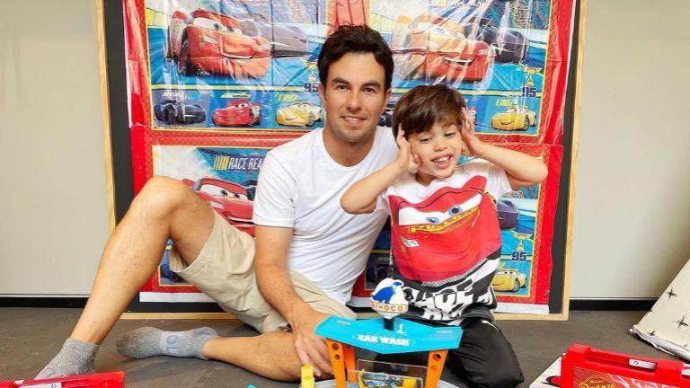 Sergio Pérez y su hijo Sergio Jr.