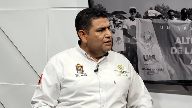 Jesús Bill Mendoza Ontiveros, coordinador de Protección Civil en Culiacán, advierte que en el Parque Las Riberas hay más cocodrilos que los reportados hasta ahora.