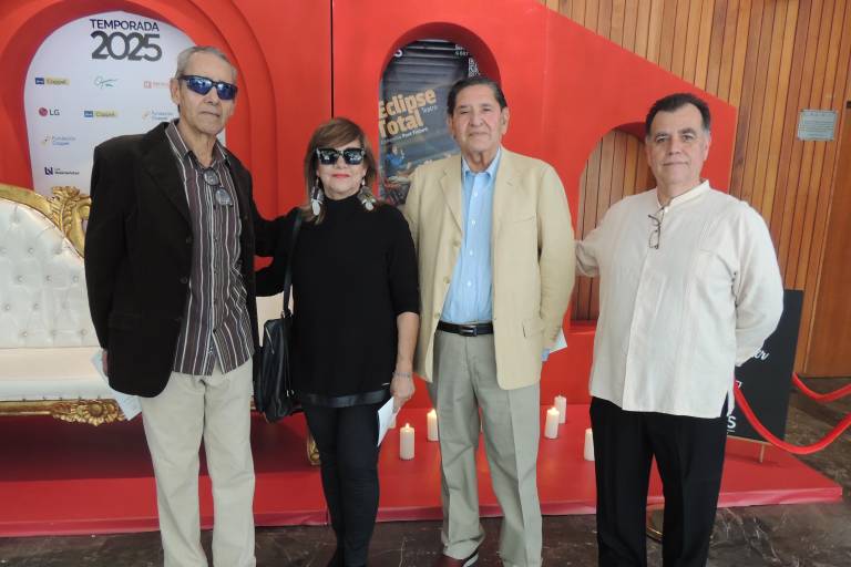 Ovacionan sinaloenses al tenor Javier Camarena