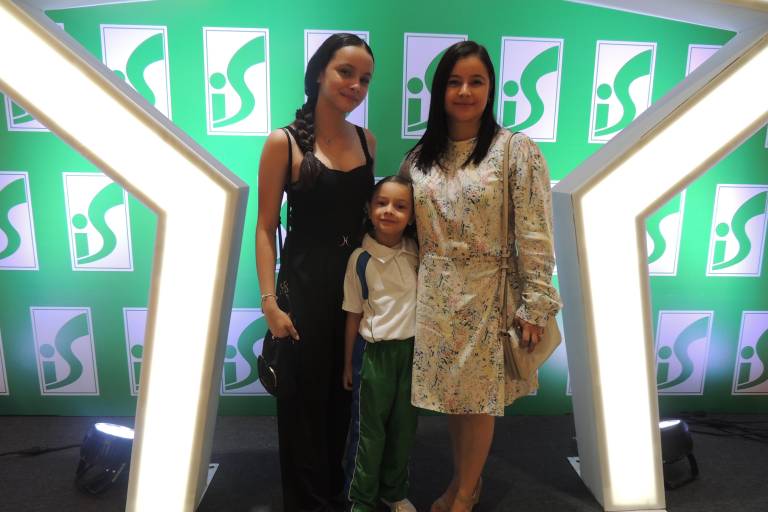 Culminan niños y niñas su etapa preescolar en el Instituto Senda