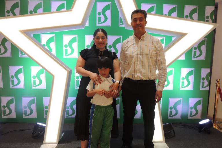 Culminan niños y niñas su etapa preescolar en el Instituto Senda