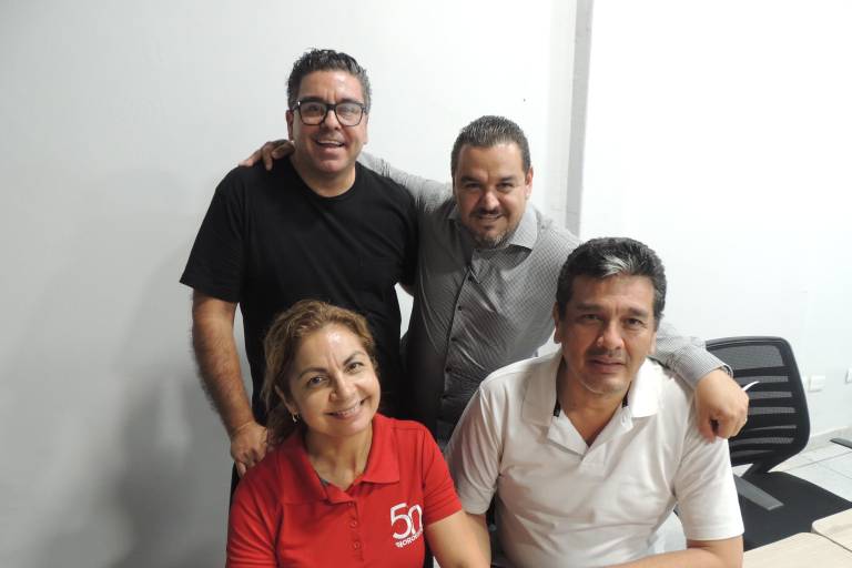 Celebra Datemex a los cumpleañeros del mes