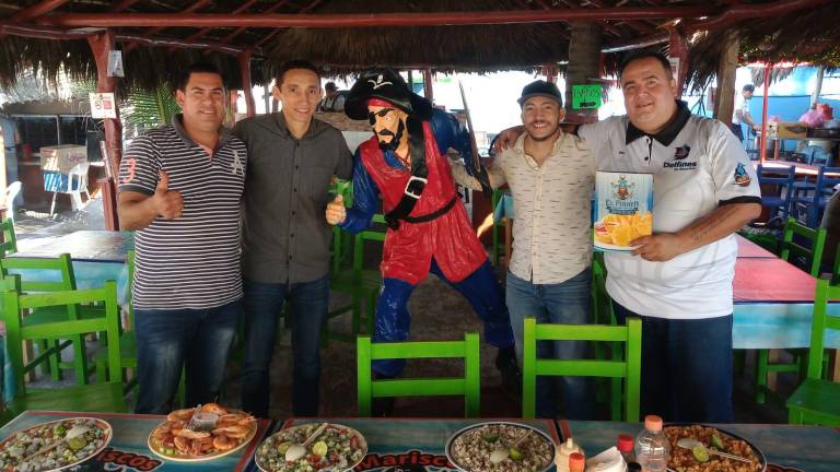 Julio Fermín, Juan Carlos Osuna, César Osuna y Jorge Garduño, nuevos directivos de Delfines.