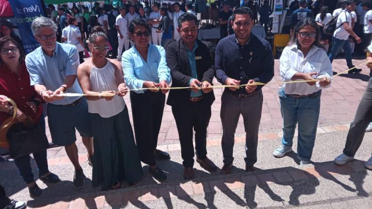 Inauguración de la Expo Ambiental convocada por el medio de periodismo ambiental Son Playas.