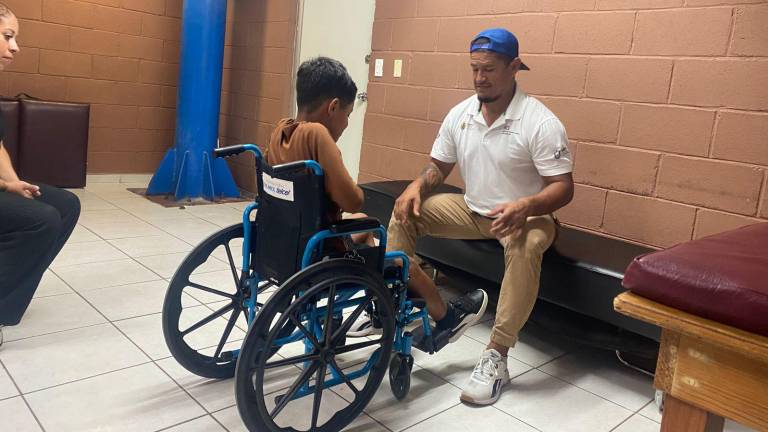 Los paratletas acuden a revisiones médicas.