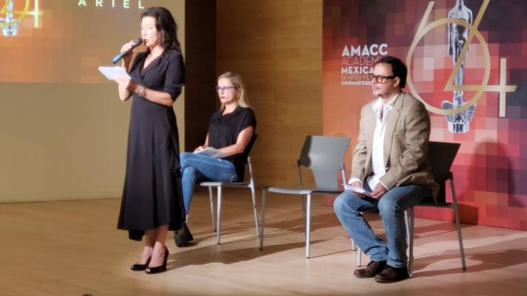 La actriz Leticia Huijara, anuncia que la entrega 64 del premio Ariel se celebrará el próximo 11 de octubre.