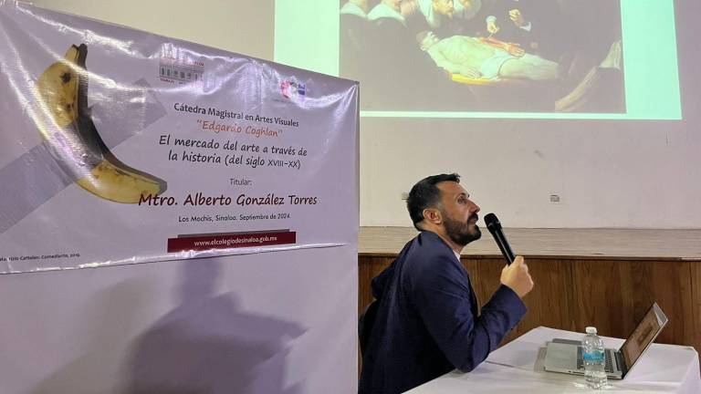 Alberto González Torres durante su ponencia.