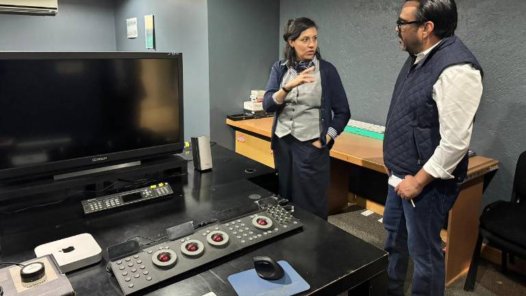 El Alcalde Juan de Dios Gámez Mendívil y la directora del CCC, Dinorath Ramírez González, acordaron colaborar en proyectos de cine en Culiacán.