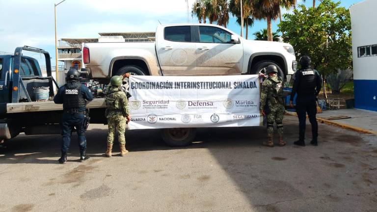 Una de las unidades fue localizada Navolato por elementos del Ejército Mexicano.