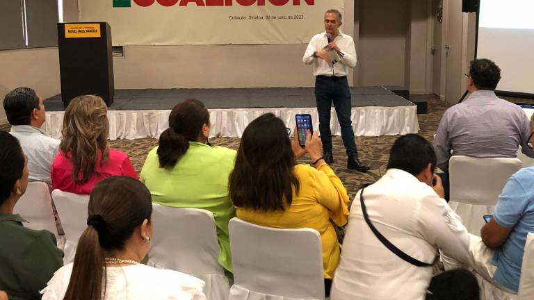 El Senador Miguel Ángel Mancera Espinosa señaló que se debe seguir la misma línea si Morena anda en campañas anticipadas.