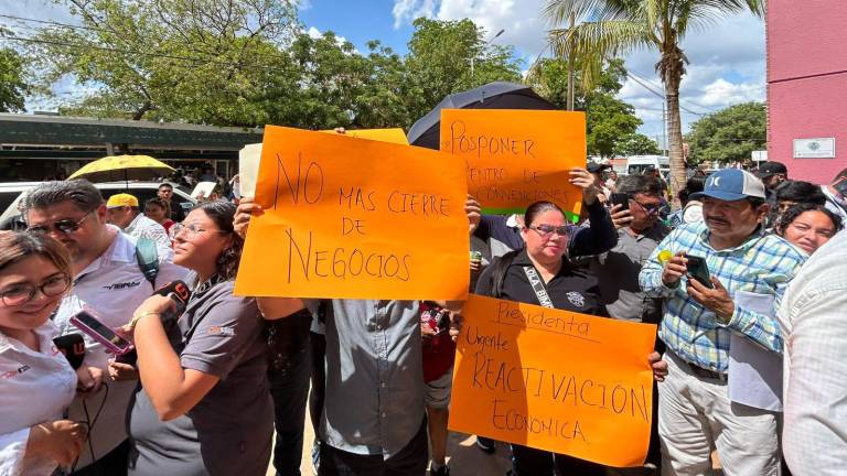 Comerciantes de Culiacán buscan hacer llegar una petición a la Presidenta Claudia Sheinbaum Pardo.