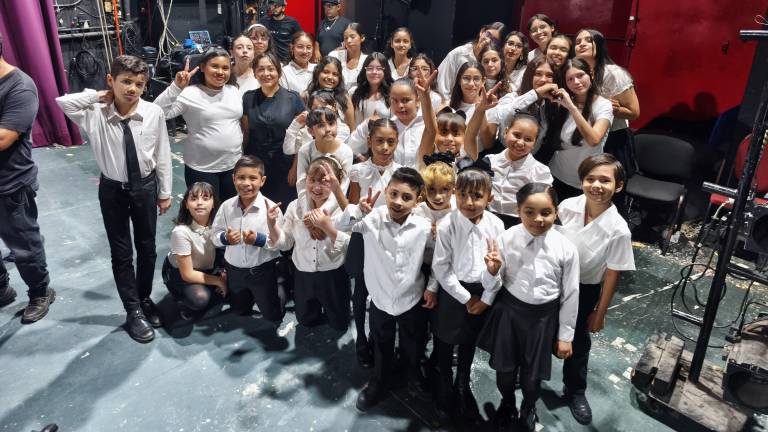 El Instituto Sinaloense de Cultura y el Sistema Estatal de Fomento Musical extienden la invitación a niños y jóvenes que gusten integrar el Coro Infantil Voces del Mar.