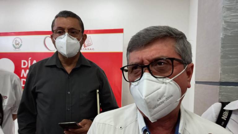 Efrén Encinas Torres, Secretario de Salud estatal.