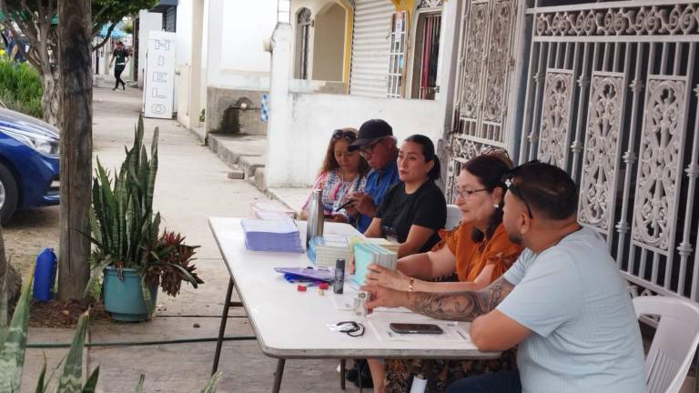 Casilla electoral instalada en el Infonavit Jabalíes, en Mazatlán.