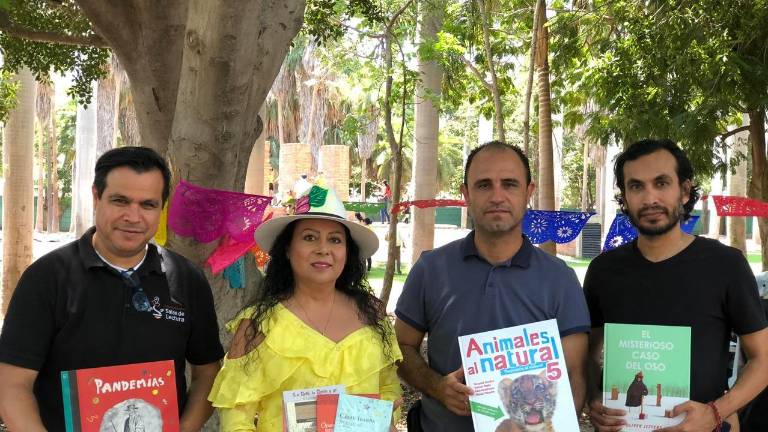 Promotores de lectura durnte la celebración.