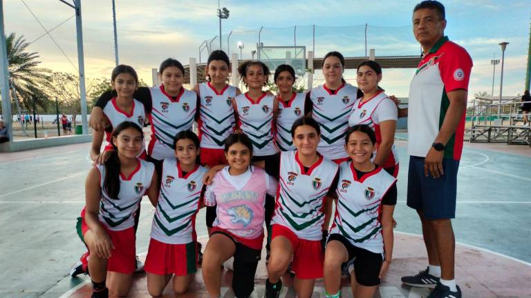 El ICO femenil es de los participantes en la Olimpiada Deportiva Estudiantil.